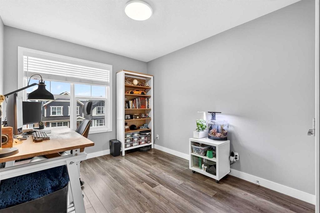 322 Masters Row Se, Calgary, AB - Indoor