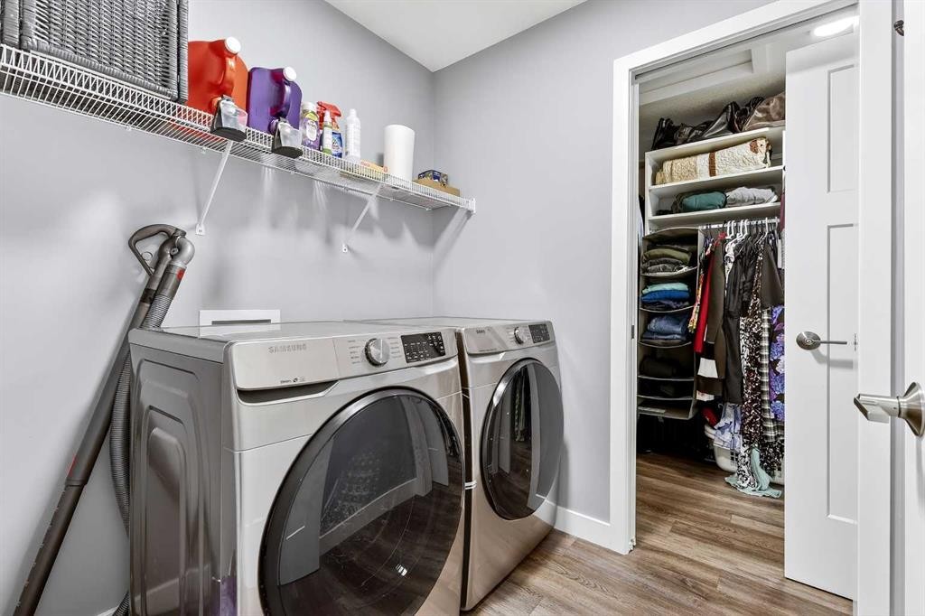 322 Masters Row Se, Calgary, AB - Indoor Photo Showing Laundry Room