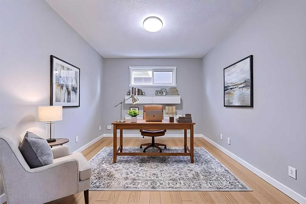 121 Marquis View Se, Calgary, AB - Indoor Photo Showing Office