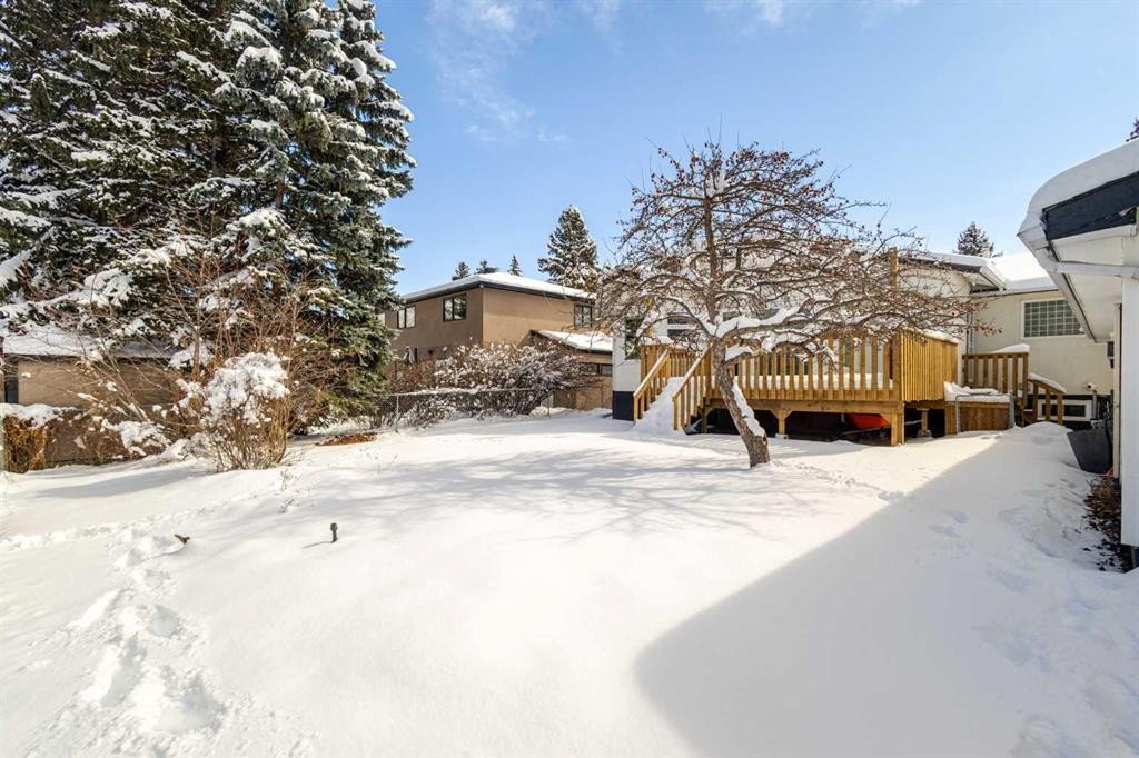4 Varview Place Nw, Calgary, AB - Outdoor