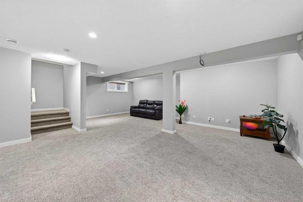 148 Walden Square Se, Calgary, AB - Indoor