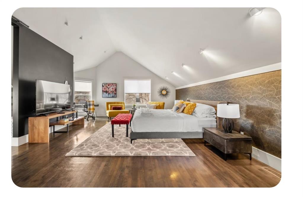 714 7 Avenue Ne, Calgary, AB - Indoor