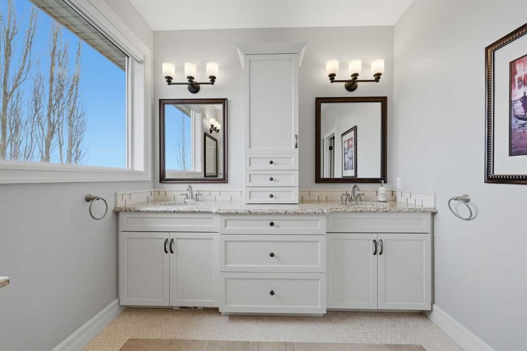 113 Cranarch Common Se, Calgary, AB - Indoor Photo Showing Bathroom