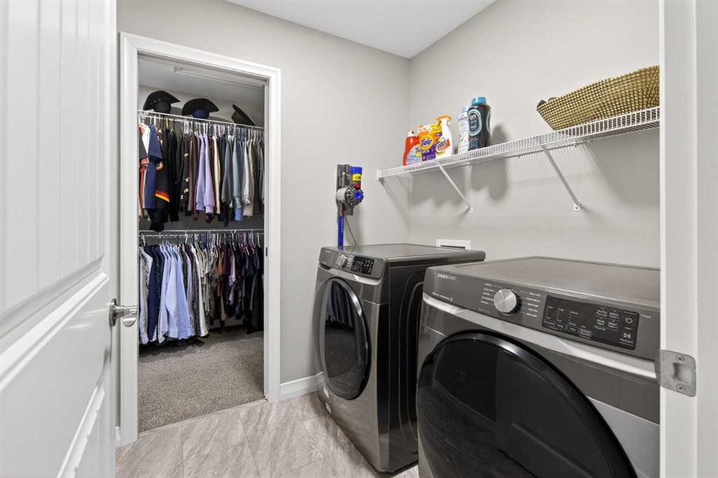 261 Masters Road Se, Calgary, AB - Indoor Photo Showing Laundry Room
