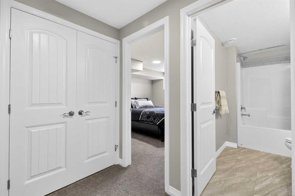 261 Masters Road Se, Calgary, AB - Indoor