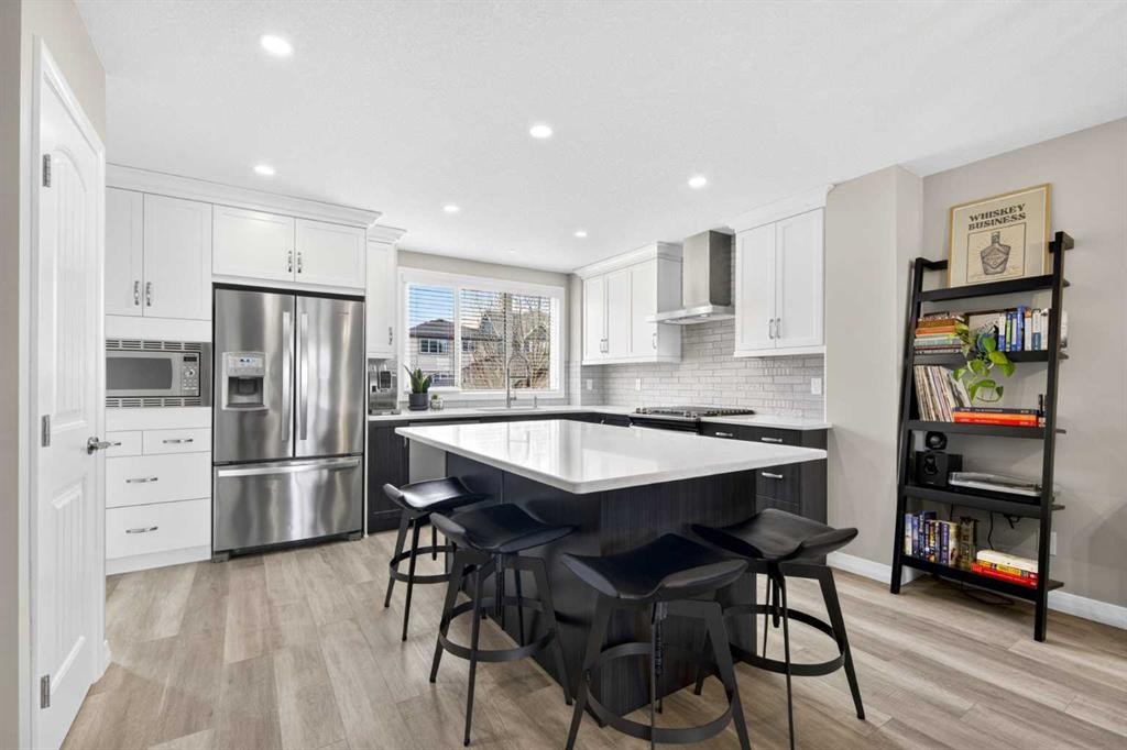 261 Masters Road Se, Calgary, AB - Indoor Photo Showing Kitchen With Upgraded Kitchen