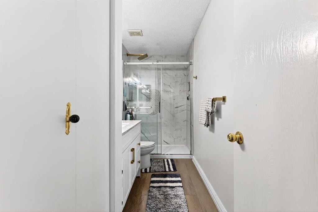 236 Mckerrell Way Se, Calgary, AB - Indoor