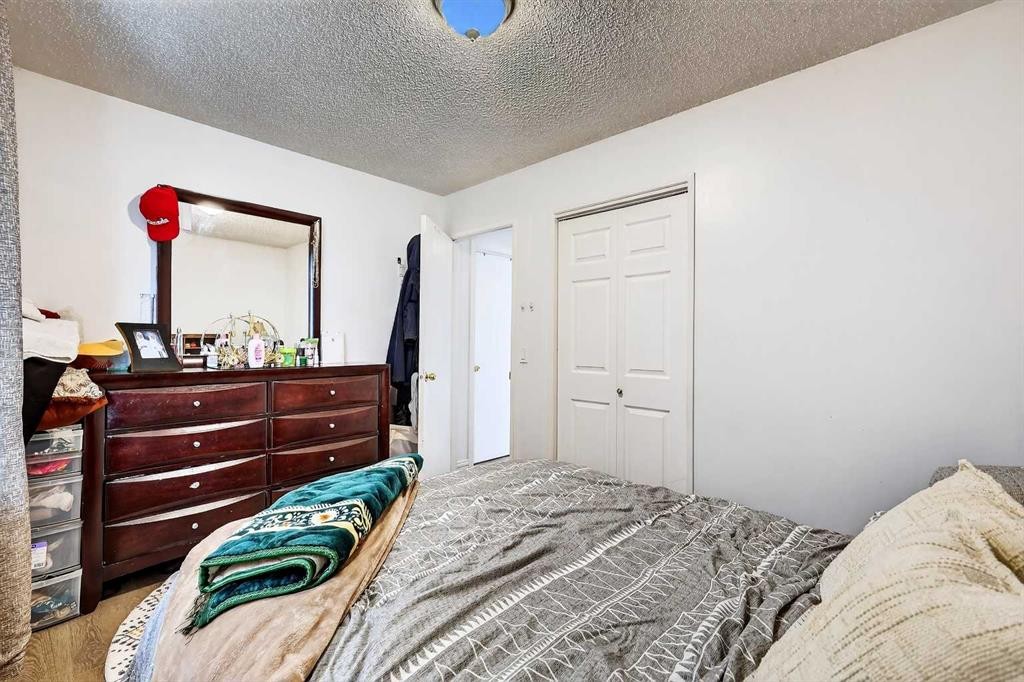 236 Mckerrell Way Se, Calgary, AB - Indoor Photo Showing Bedroom