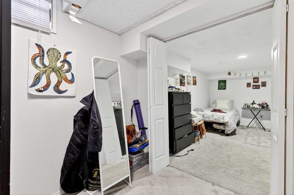 236 Mckerrell Way Se, Calgary, AB - Indoor