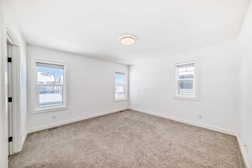 357 Calhoun Common Ne, Calgary, AB - Indoor Photo Showing Other Room