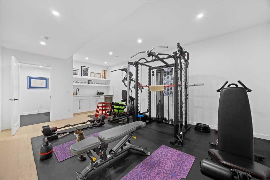 80 Timberline Way Sw, Calgary, AB - Indoor Photo Showing Gym Room
