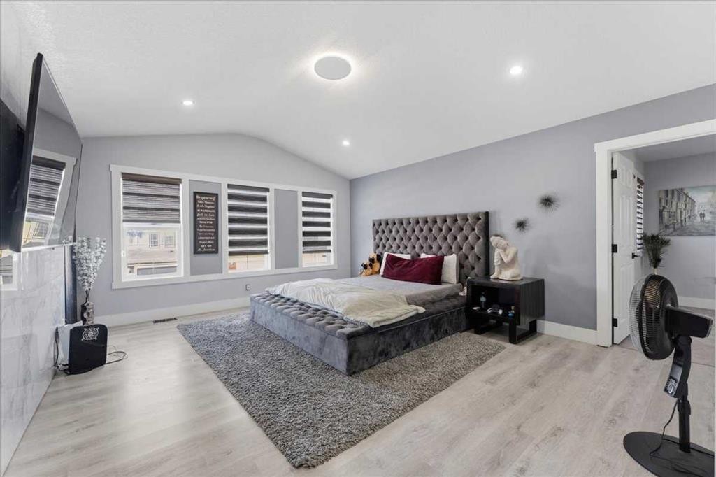 73 Saddleland Close Ne, Calgary, AB - Indoor Photo Showing Bedroom