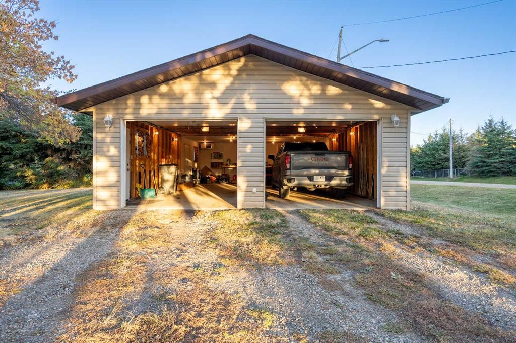 62 Buskmose Drive, Grandview, AB - Outdoor