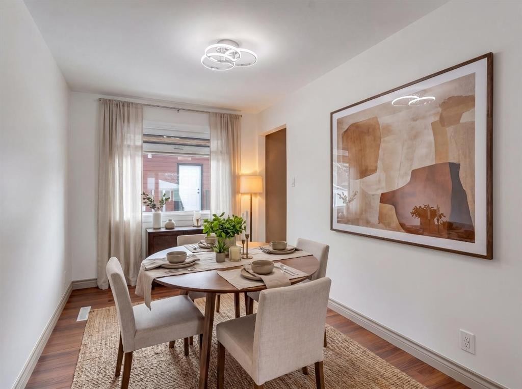 4824 Claret Street Nw, Calgary, AB - Indoor Photo Showing Dining Room