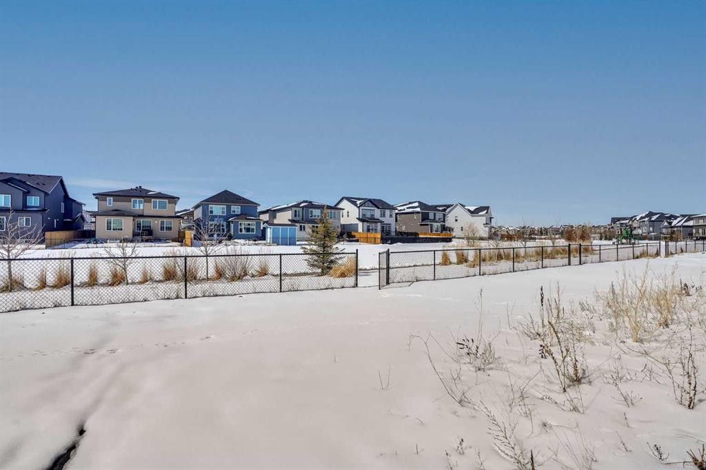 230 Kinniburgh Loop, Chestermere, AB - Outdoor