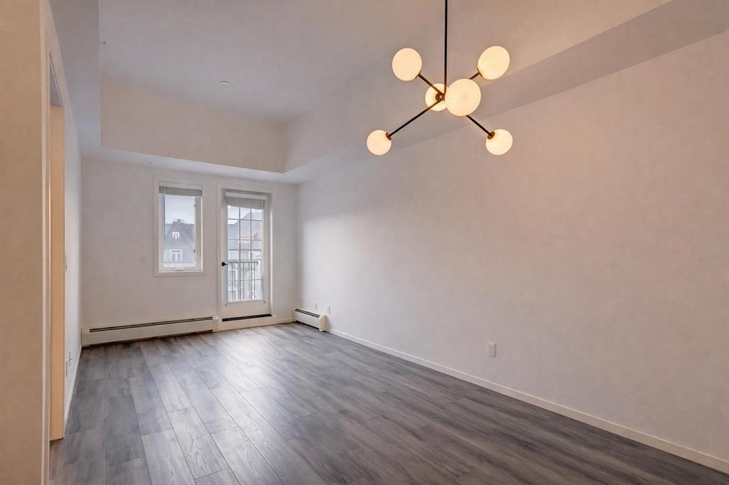 407-140 Mahogany Street, Calgary, AB - Indoor Photo Showing Other Room