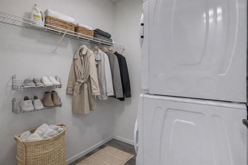 407-140 Mahogany Street, Calgary, AB - Indoor With Storage