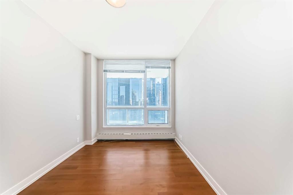 1126-222 Riverfront Avenue Sw, Calgary, AB - Indoor Photo Showing Other Room