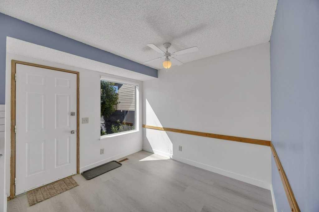 67 Martinwood Road Ne, Calgary, AB - Indoor Photo Showing Other Room