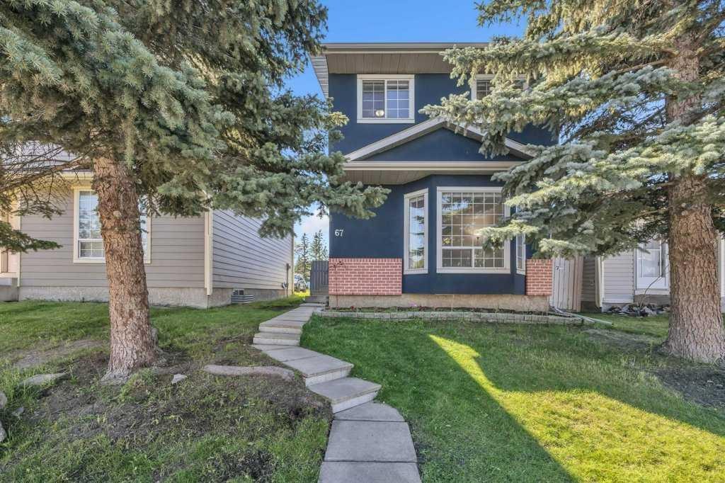 67 Martinwood Road Ne, Calgary, AB - Outdoor