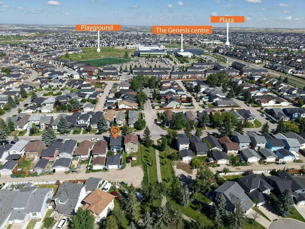 67 Martinwood Road Ne, Calgary, AB - Outdoor With View