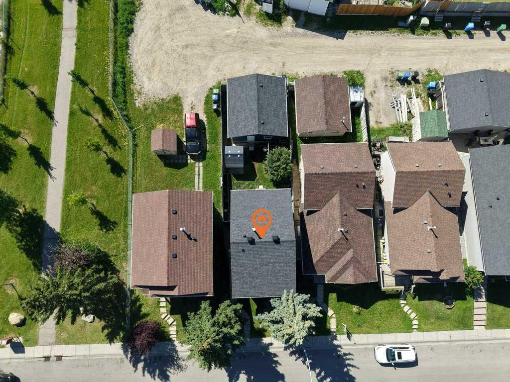 67 Martinwood Road Ne, Calgary, AB - Outdoor With View