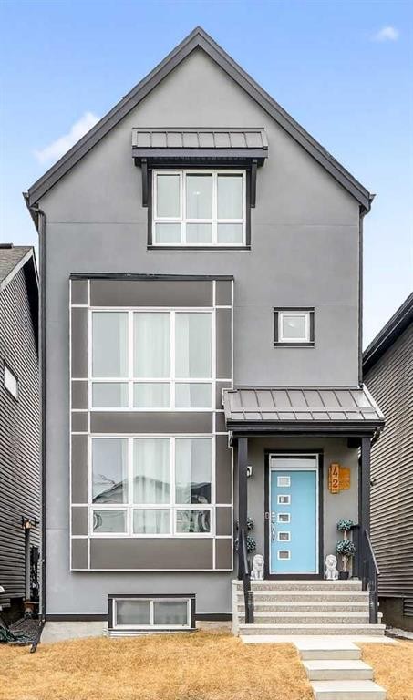 42 Heirloom Manor Se, Calgary, AB - Outdoor