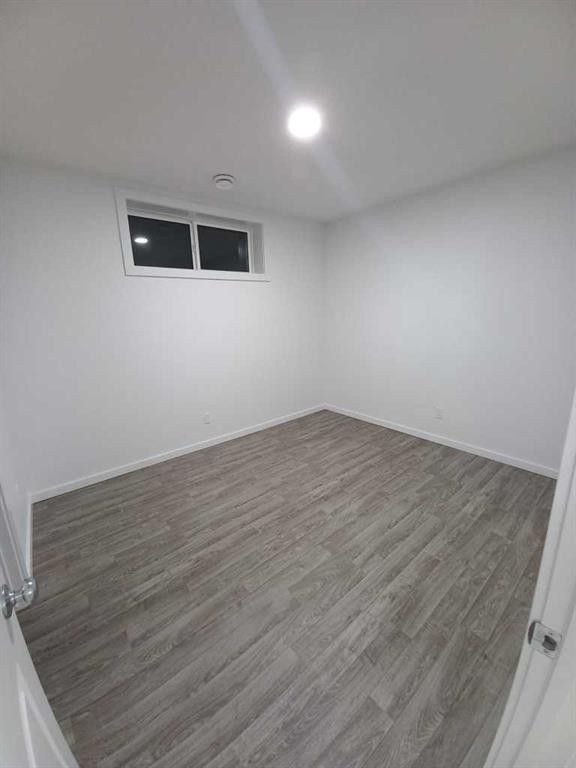 42 Heirloom Manor Se, Calgary, AB - Indoor Photo Showing Other Room