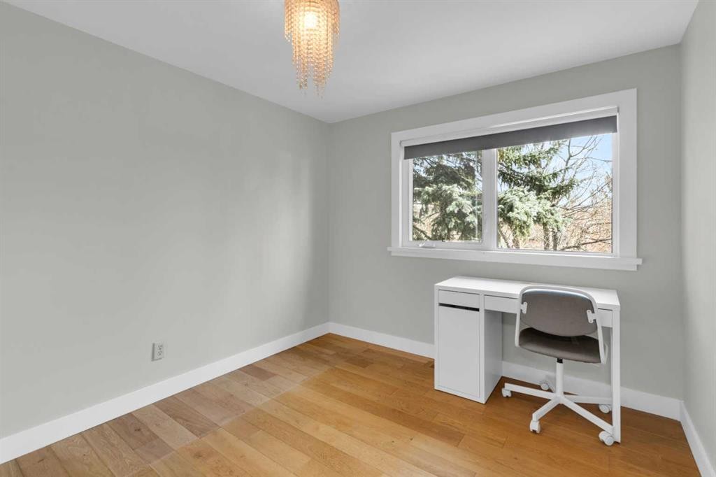 356 Cannington Place Sw, Calgary, AB - Indoor