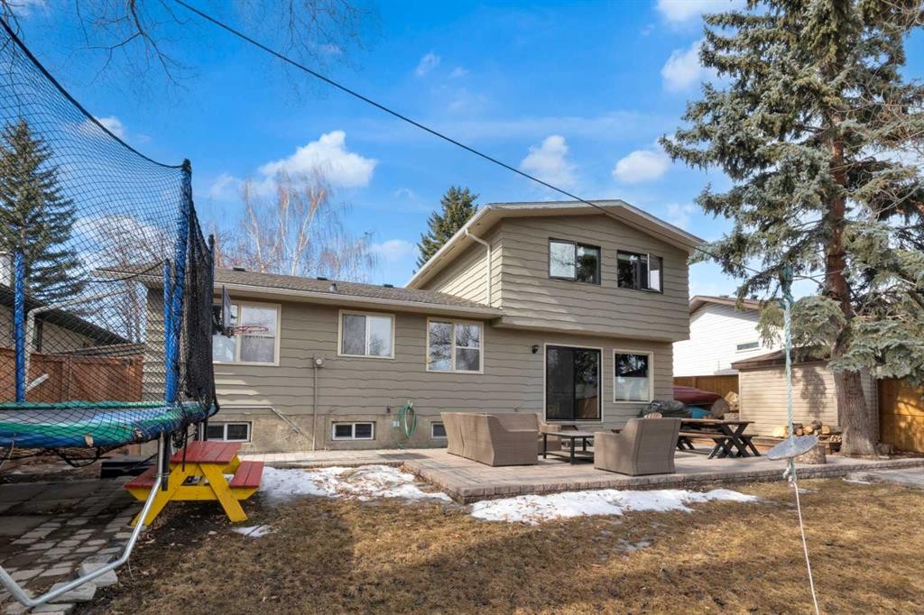 356 Cannington Place Sw, Calgary, AB - Outdoor