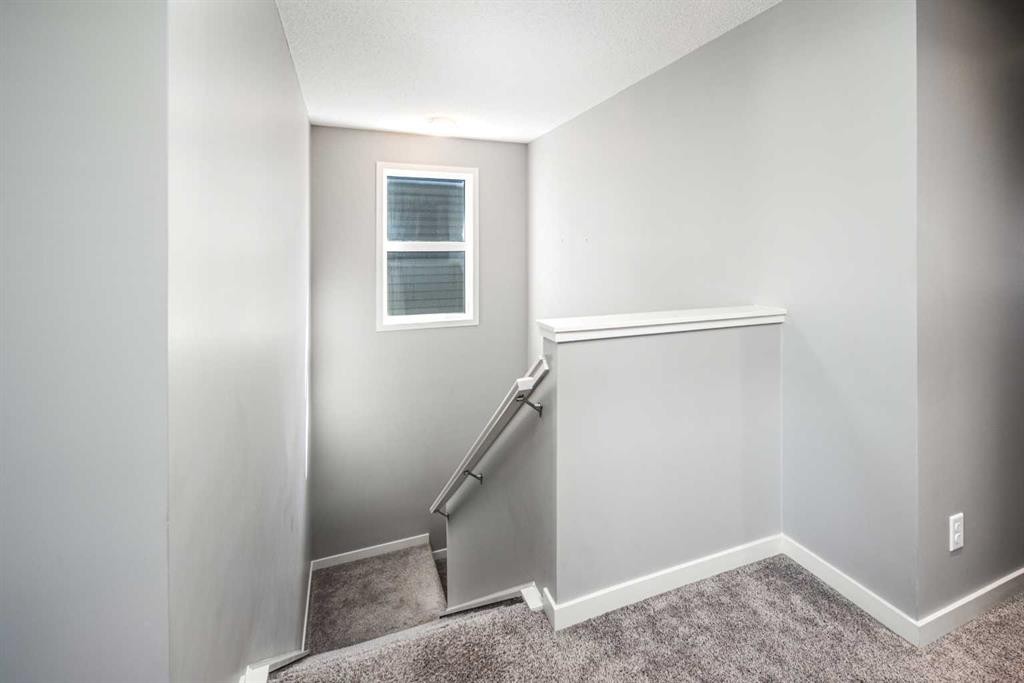 80 Howse Manor Ne, Calgary, AB - Indoor Photo Showing Other Room