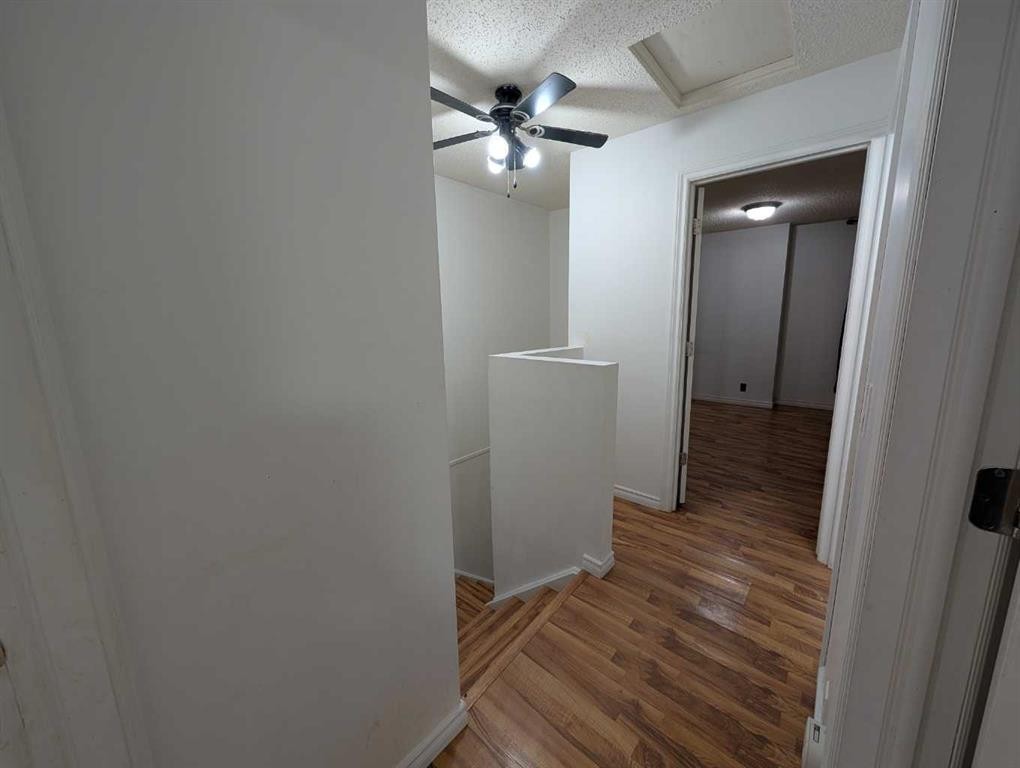 114 Castledale Way Ne, Calgary, AB - Indoor Photo Showing Other Room