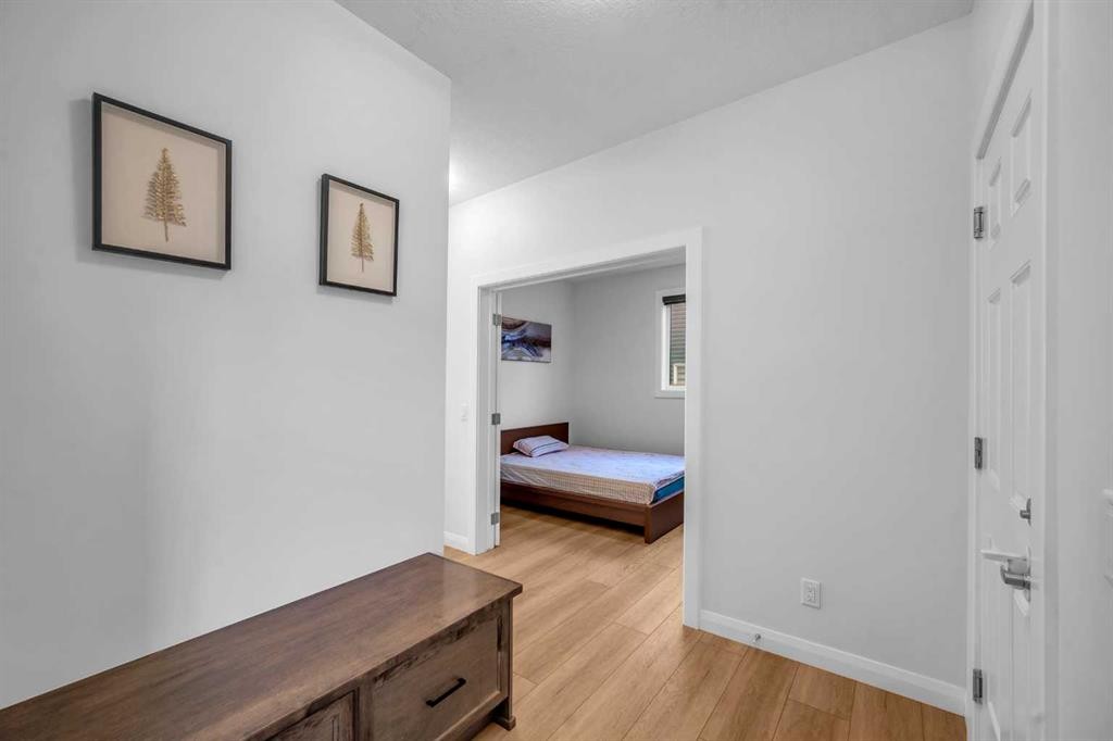 628 West Lakeview Drive, Chestermere, AB - Indoor Photo Showing Other Room