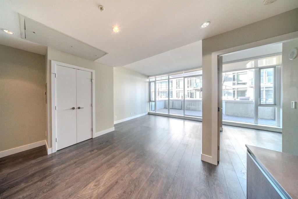 706-1188 3 Street Se, Calgary, AB - Indoor Photo Showing Other Room