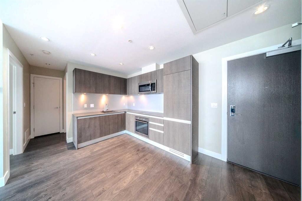 706-1188 3 Street Se, Calgary, AB - Indoor