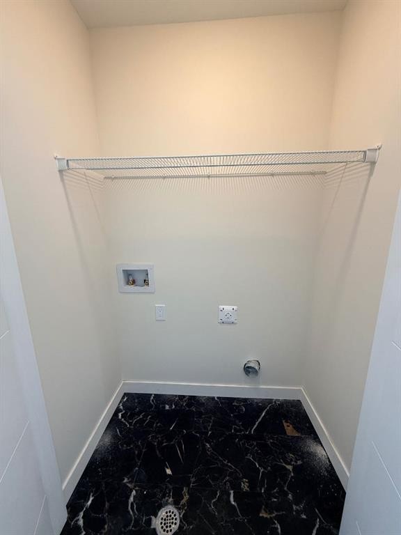 1997 Mccaskill Drive, Crossfield, AB - Indoor With Storage
