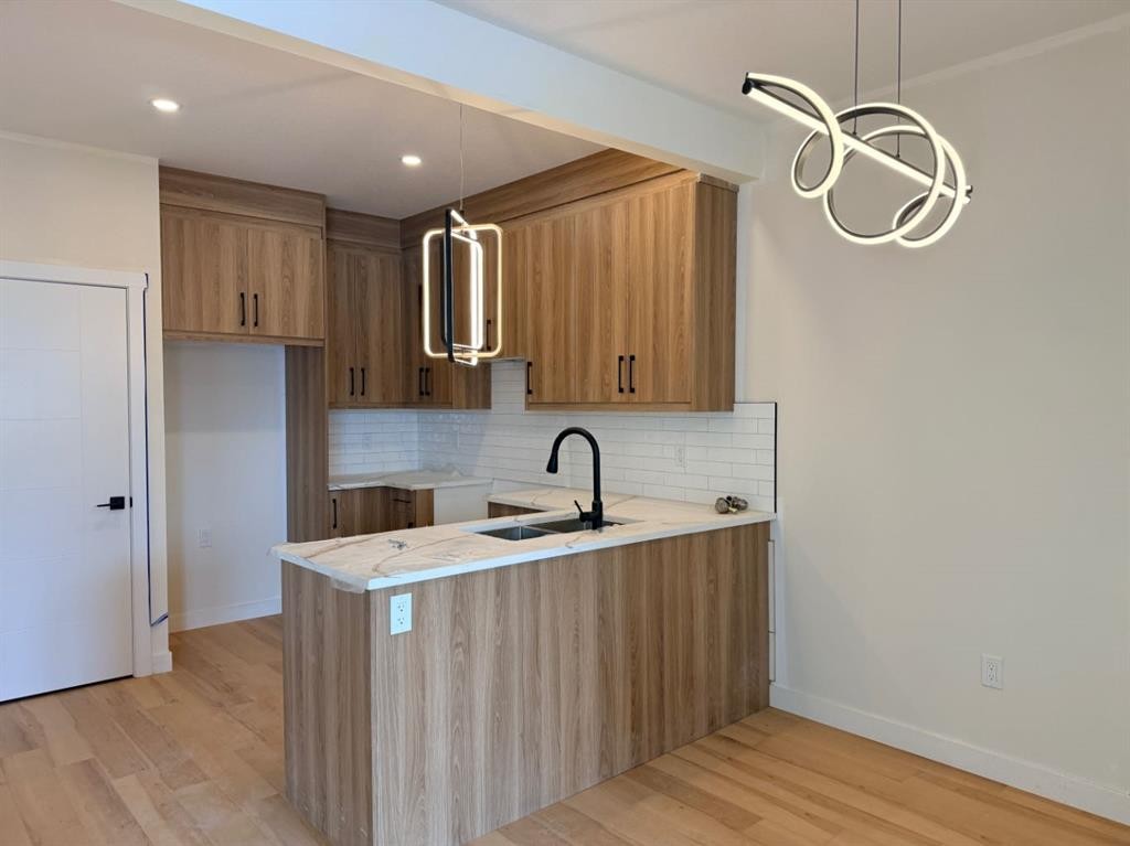 1997 Mccaskill Drive, Crossfield, AB - Indoor Photo Showing Kitchen