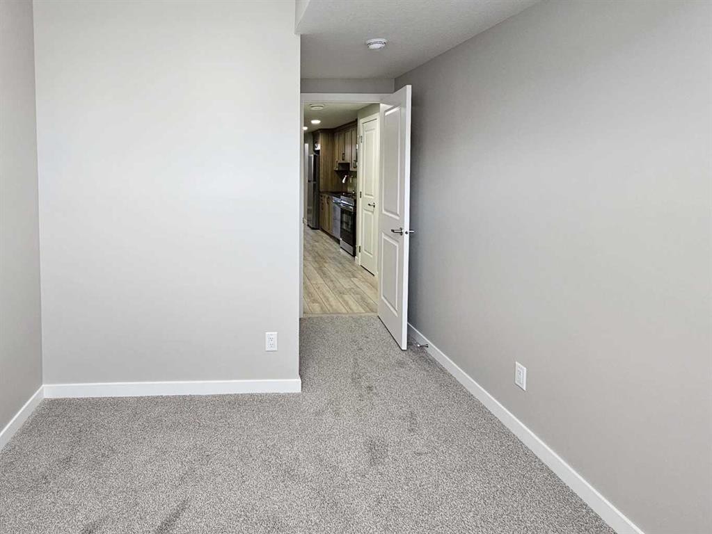 60 Herron Walk Ne, Calgary, AB