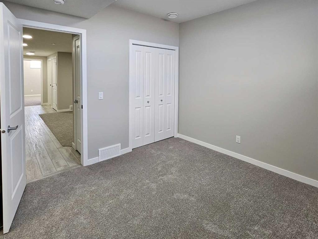 60 Herron Walk Ne, Calgary, AB