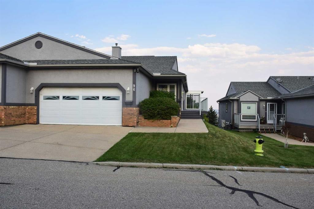 96 Norquay Heights Nw, Calgary, AB - Outdoor