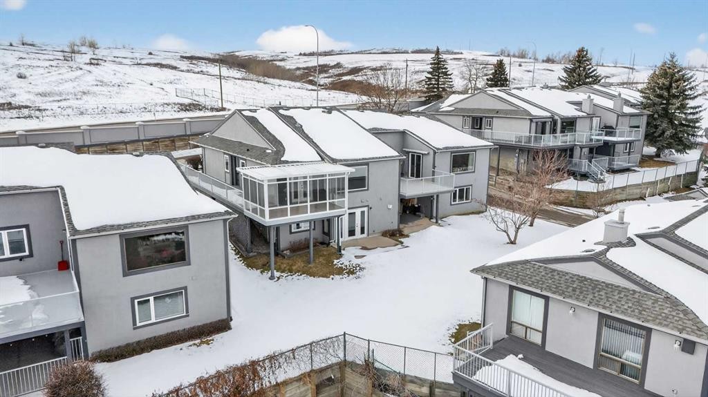96 Norquay Heights Nw, Calgary, AB - Outdoor