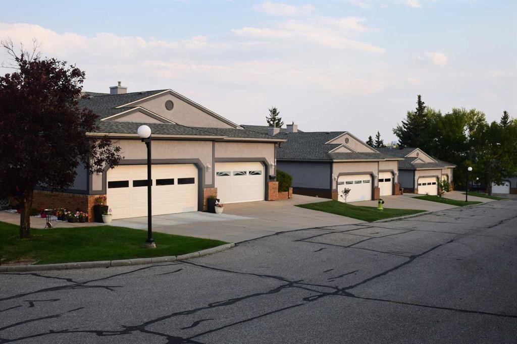 96 Norquay Heights Nw, Calgary, AB - Outdoor