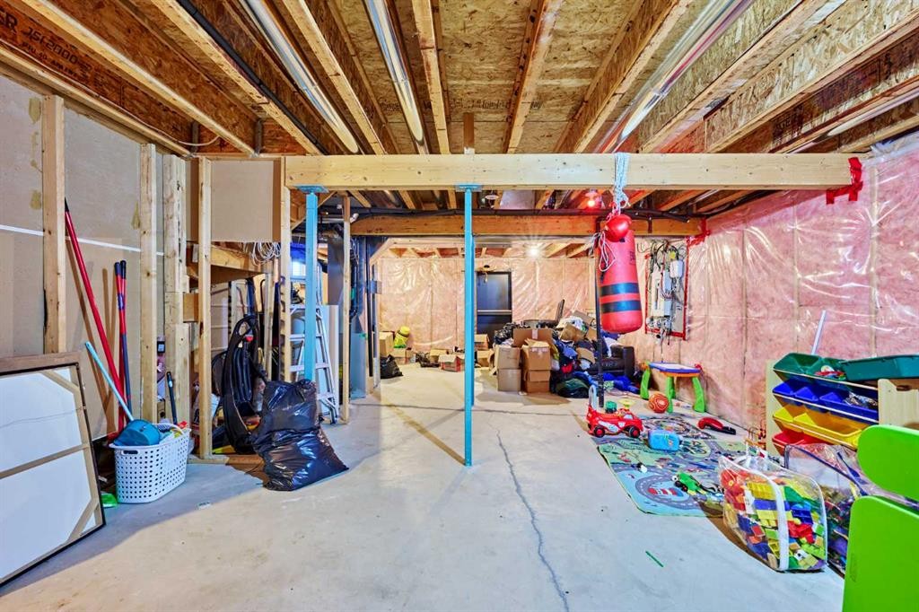 188 Silverado Plains Close Sw, Calgary, AB - Indoor Photo Showing Other Room