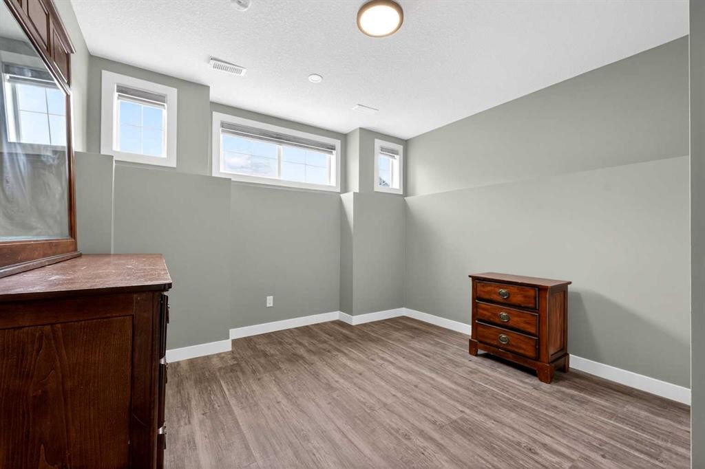 125 Saddlefield Crescent Ne, Calgary, AB - Indoor Photo Showing Other Room