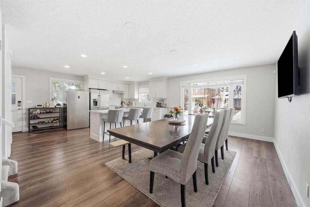 151 Templevale Place Ne, Calgary, AB - Indoor Photo Showing Other Room