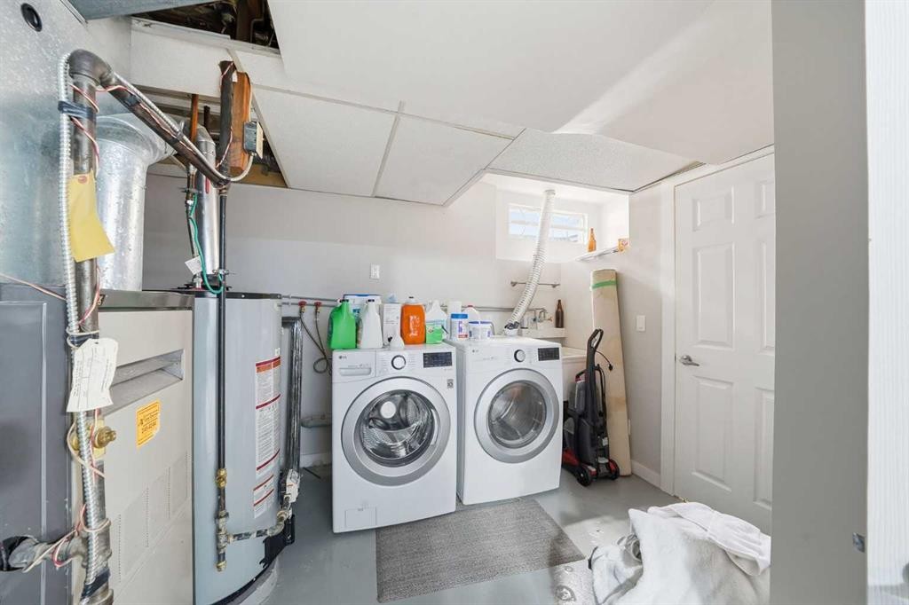 151 Templevale Place Ne, Calgary, AB - Indoor Photo Showing Laundry Room