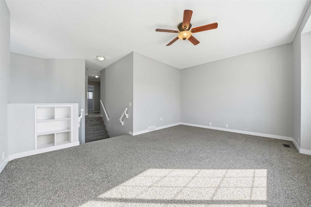 83 Cranfield Crescent Se, Calgary, AB - Indoor Photo Showing Other Room