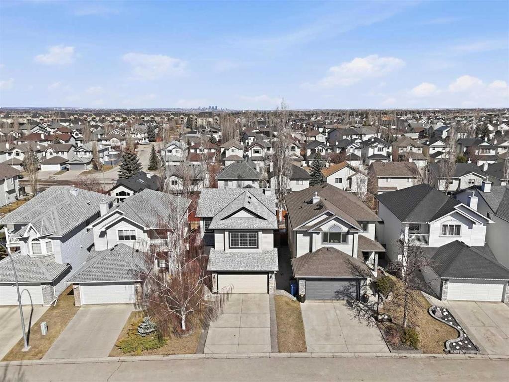 83 Cranfield Crescent Se, Calgary, AB - Outdoor With Facade