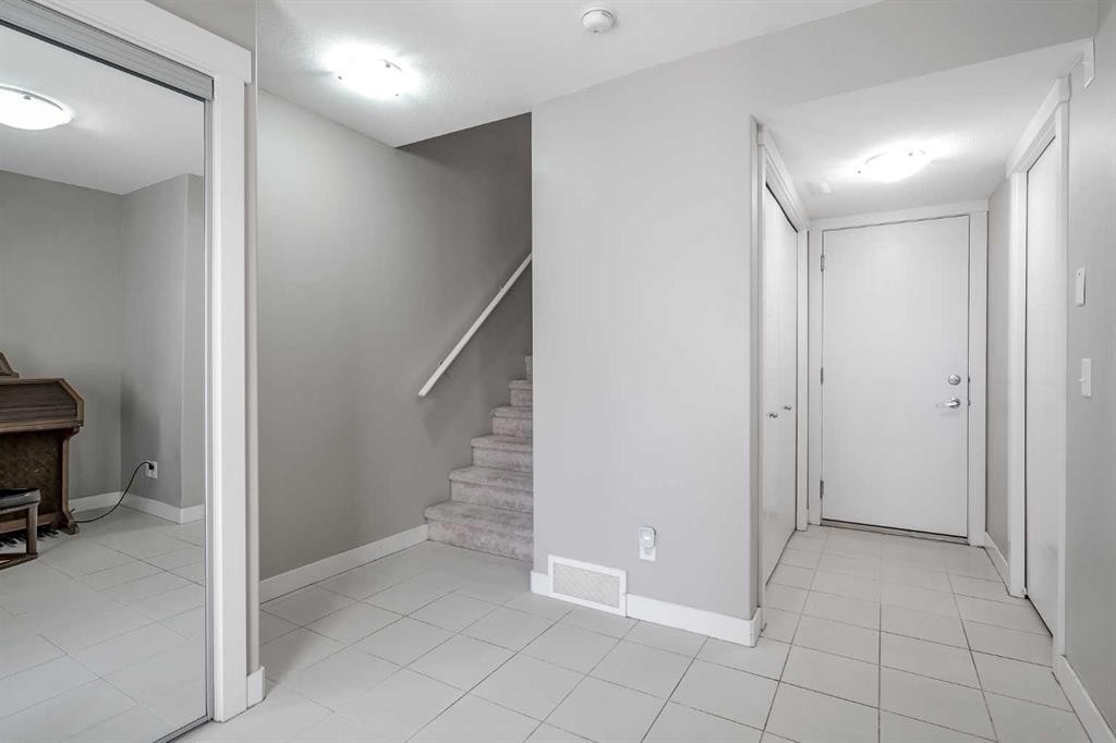 108 Redstone View Ne, Calgary, AB - Indoor Photo Showing Other Room