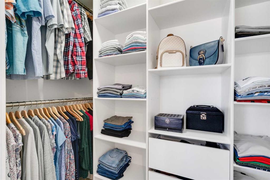 288 Copperstone Gardens Se, Calgary, AB - Indoor With Storage